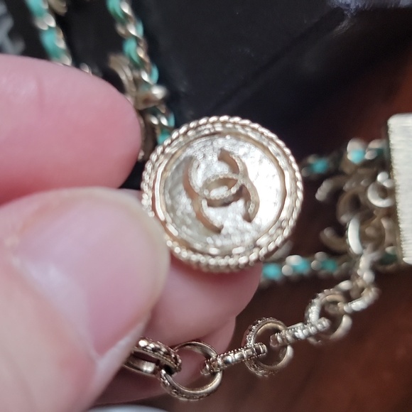 Chanel B18 C Cruise Choker - Picture 12 of 15